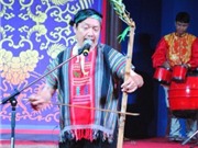 Bóng đá anh, ngoại hạng anh, lịch thi đấu euro 2012, Có một Nón Lá giữa lòng thành phố
